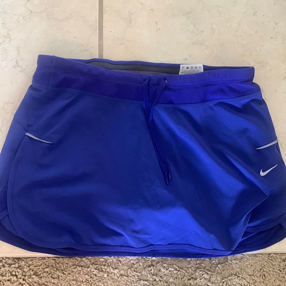 nike dry fit skirt with built in biker shorts